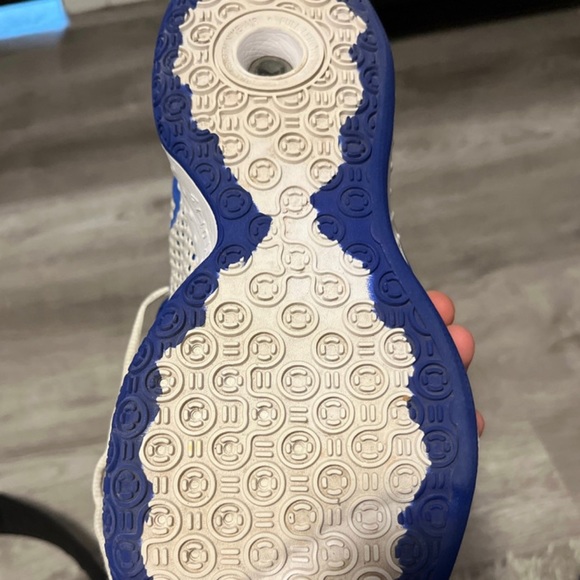 NIKE PG4 - Picture 2 of 2